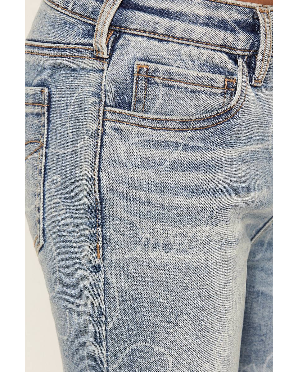 Medium Wash