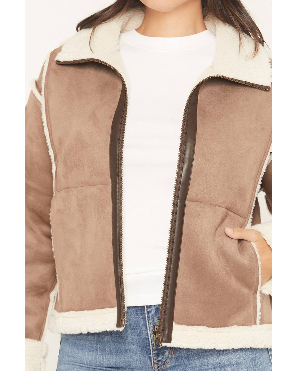 Taupe