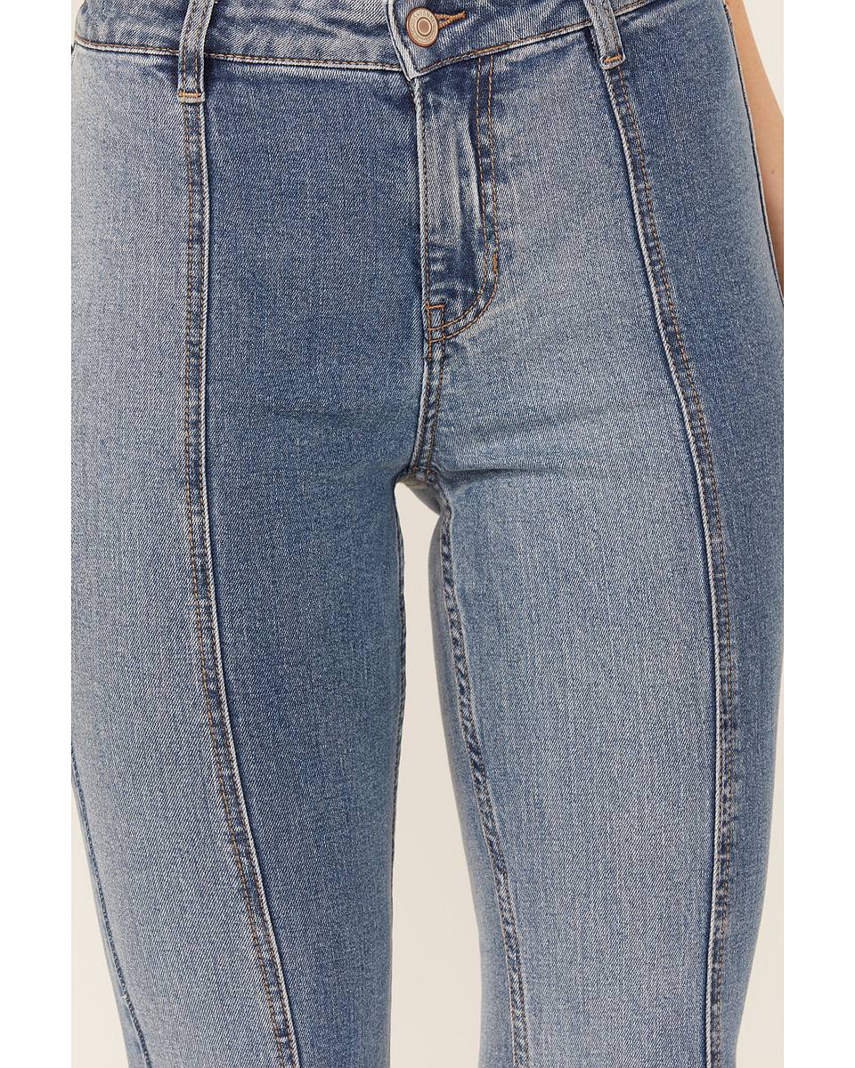 Medium Wash