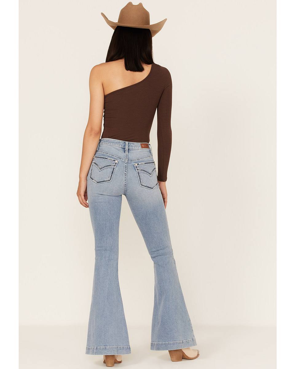 Women's Light Wash Mid Rise Bootcut Stretch Denim Jeans – Shyanne